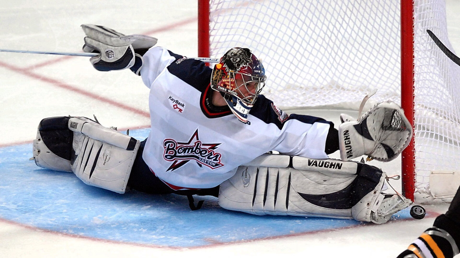 F1年度争冠之夜，金玟哉主宰比赛走向