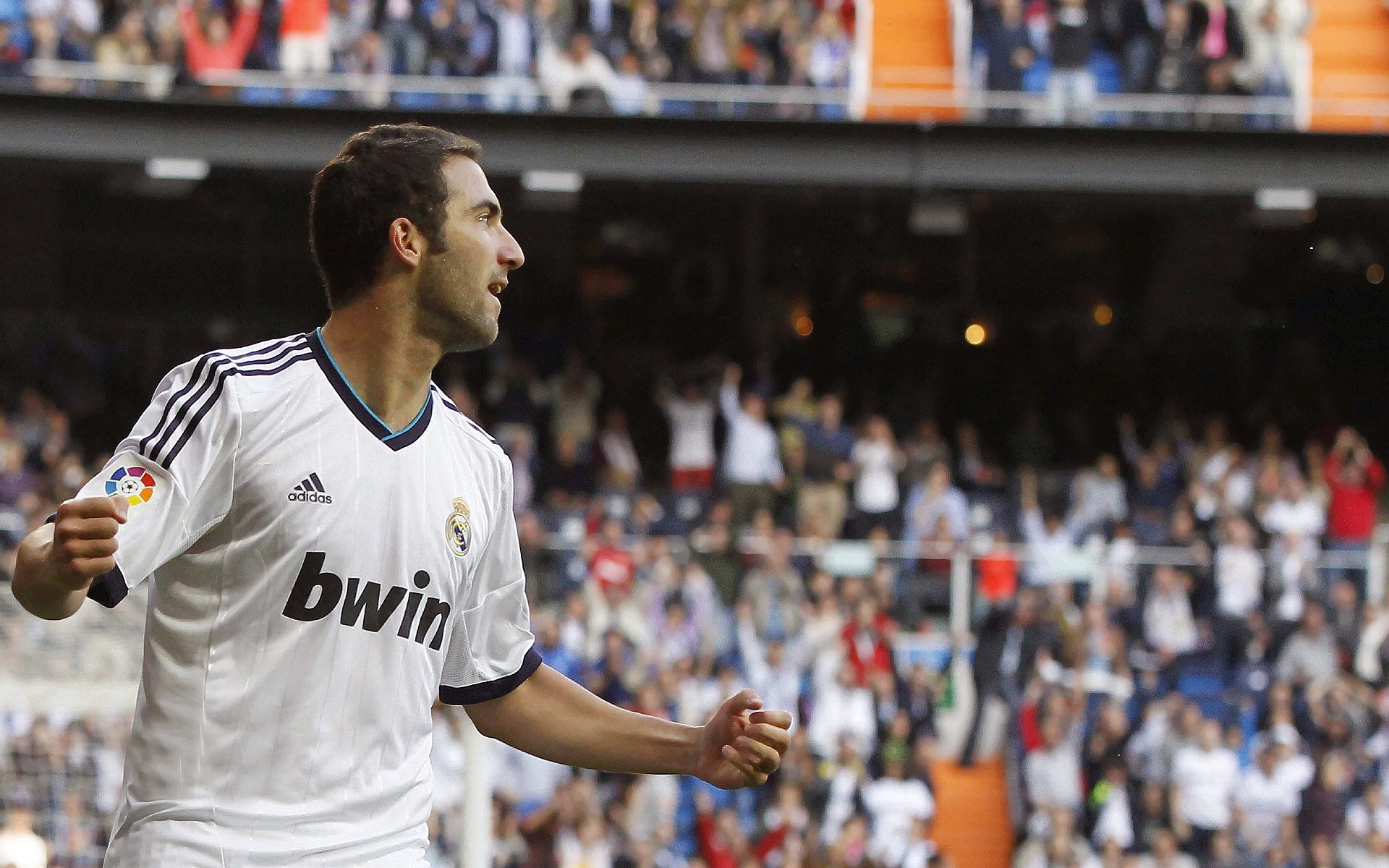 欧冠决赛焦点战,掘金压哨击败快船,体育如何成为人类共同的精神史诗