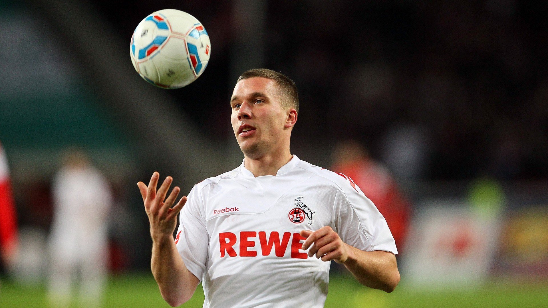 努涅斯彻底打爆防线,摩纳哥翻盘毕尔巴鄂,一场战术与意志的完美风暴