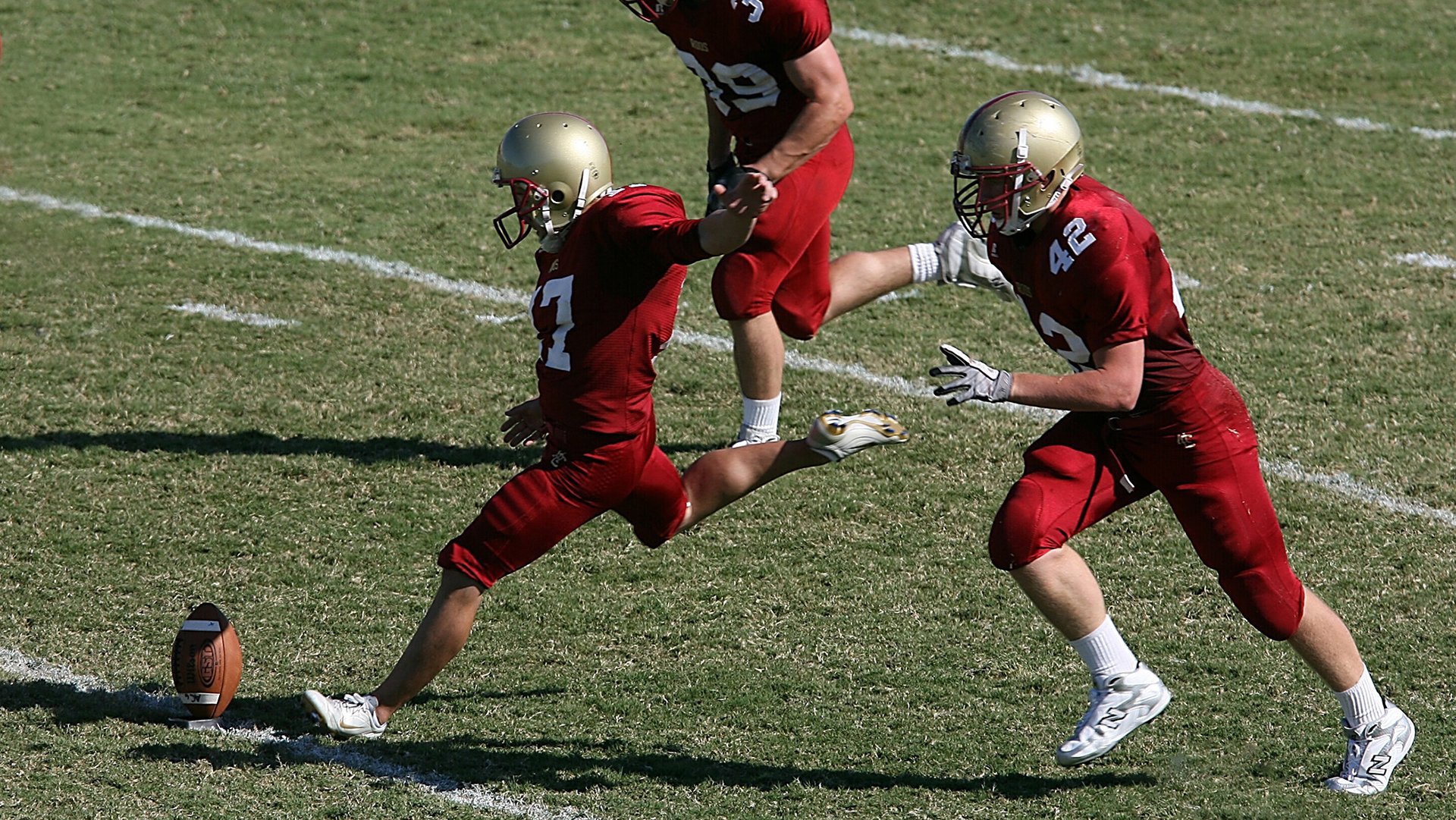 孙兴慜冠军级表现,尼日利亚制霸那不勒斯,足球版图的重构与启示